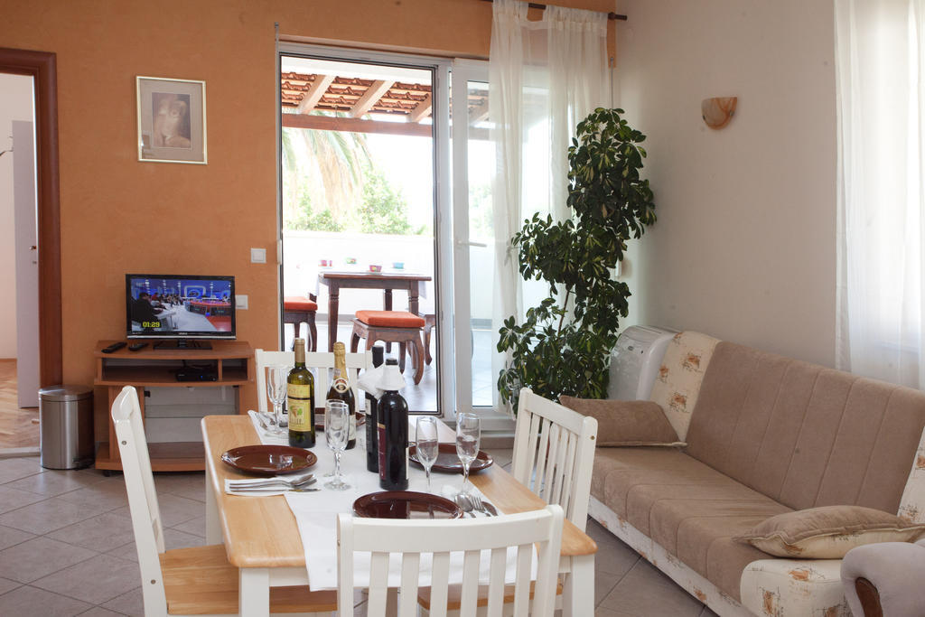 Yacht Beach Apartments Kaštela Εξωτερικό φωτογραφία