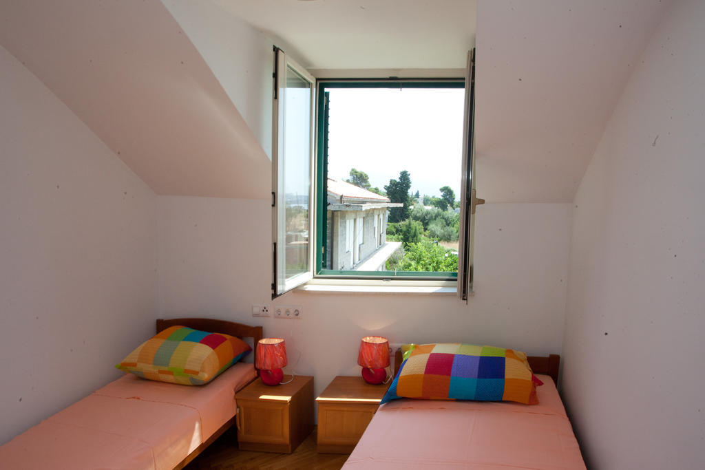 Yacht Beach Apartments Kaštela Δωμάτιο φωτογραφία
