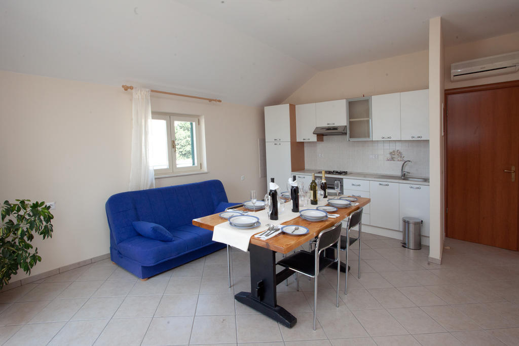 Yacht Beach Apartments Kaštela Εξωτερικό φωτογραφία